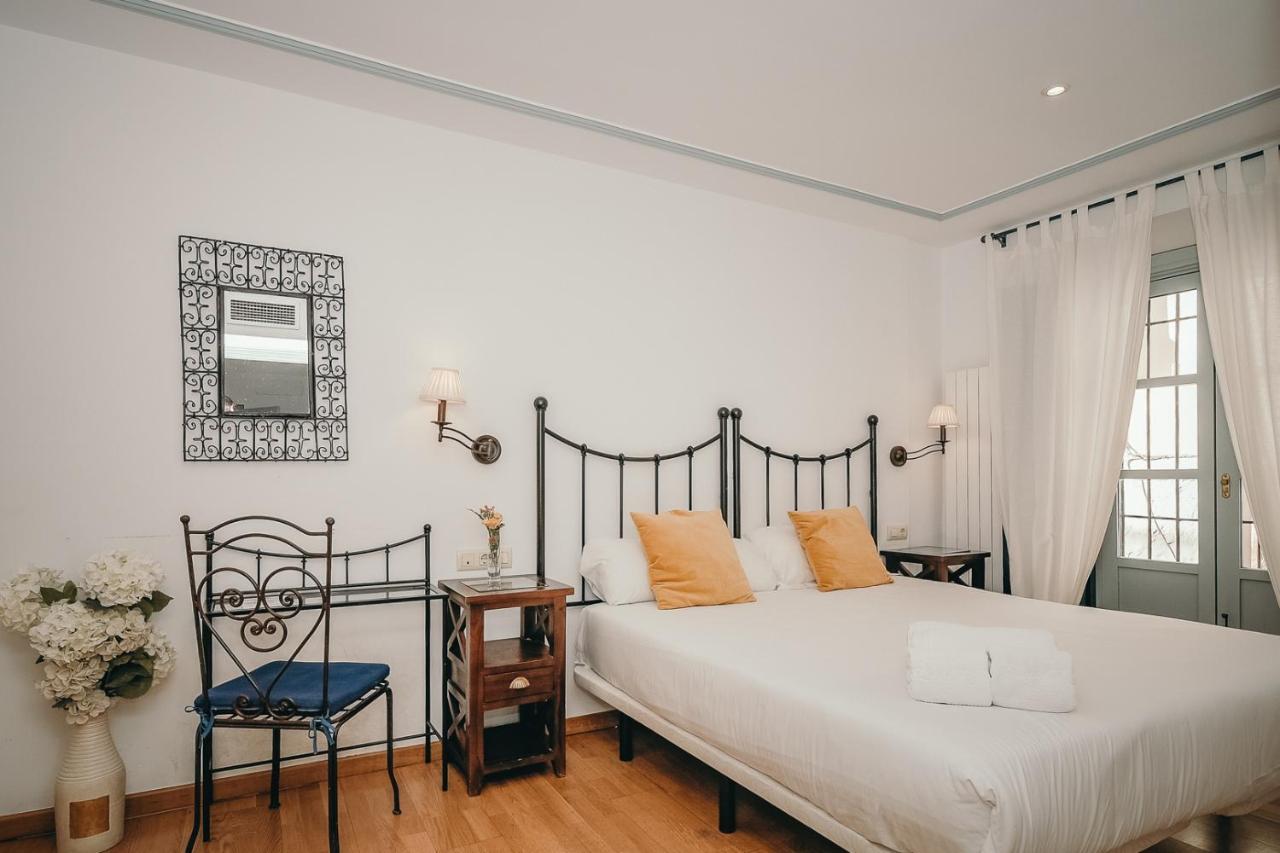 Apartamentos Boutique Vida Seville Luaran gambar